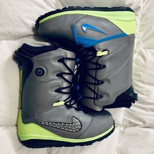 nike lunarendor qs